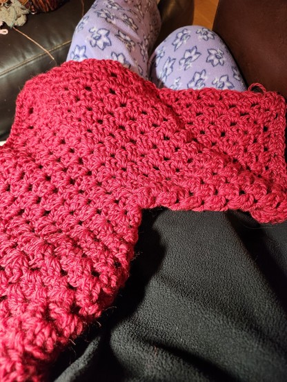 L shaped Granny square crochet for the hexagon cardigan.