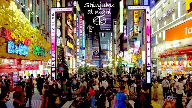4K【新宿ムーンライト】ペンギン広場から歌舞伎町へ 2023 東京 Japan