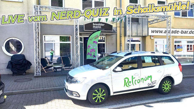 HEUTE, Leute! Retronom On Tour um 17 Uhr!
Das Nerd-Quiz im Cafe Breddermann in Schalksmühle!
Dazu daddeln an #C64, #SNES und #Sega #Mastersystem! Eintritt und Teilnahme am Quiz frei! 
https://breddermann.cafe/events/
Wer nicht dabei sein kann, wir streamen ab ca. 17:30 auf www.twitch.tv/retronomarcade

#retronomarcade #bestegäste #RETROGAMING #Nerds #NRW #Sauerland #twitch #event #heute