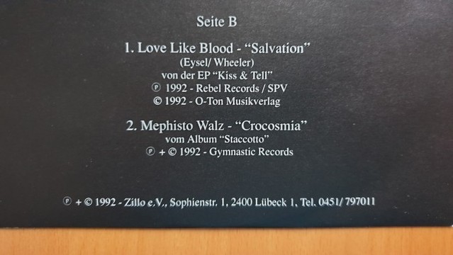Detailansicht von der Rückseite des Covers. Beschriftung:
Seite B.
2. Mephisto Walz - "Crocosmia" vom Album "Staccotto"
p + c 1992 - Gymnastic Records