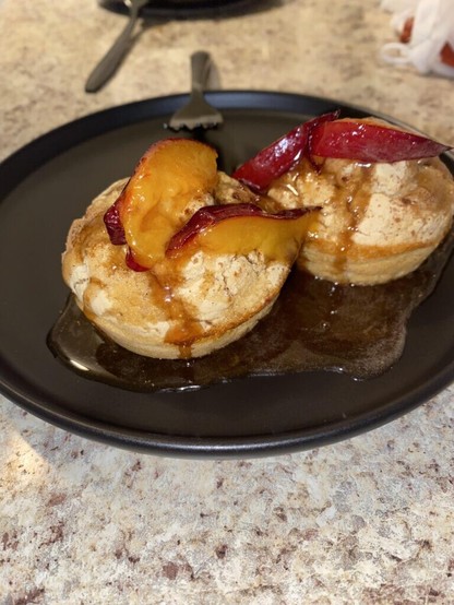 my partner popped off: peach flavored pancake muffins with brown sugar and aprium syrup