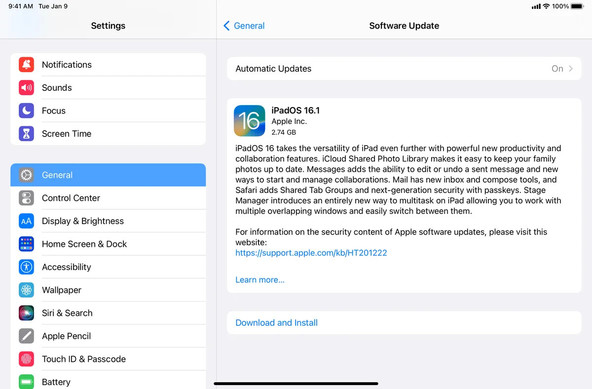 iPadOS 16.1 update screen in the settings app showing a more common iOS and iPadOS button style.