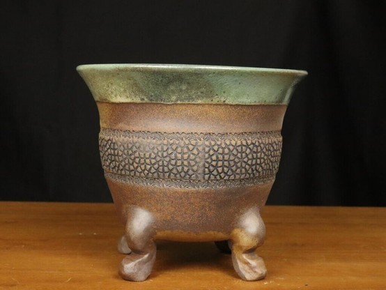 A bunch of pots I made. Please let me know if you'd use them for your trees. (fired in a gas kiln so they show effects of flames & reduction)