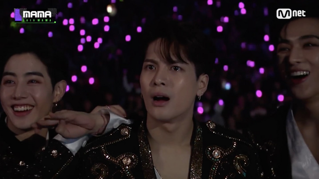 Jackson Wang is shocked at the Mama Awards during JY Park and Hwasa's performance
