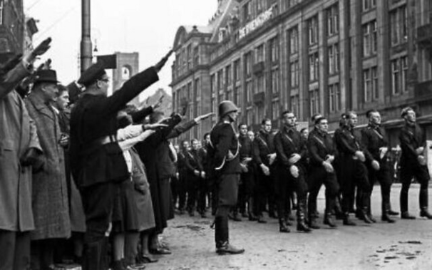 Nazi troops in front of Amsterdam's Bijenkorf square in 1941.