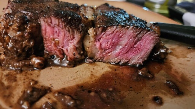 Sous vide 134 for 2 hrs. The rest for 30 then stupid hot cast iron on an out side stove. Lol the pan is still out there.