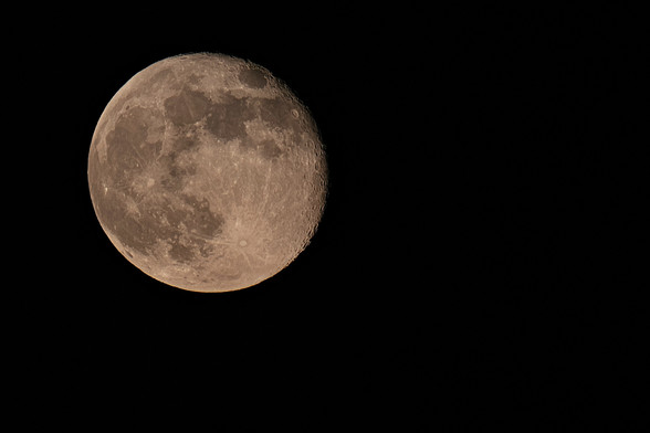 A few minutes after moon-rise
Waning Gibbous
96.7% Illuminated