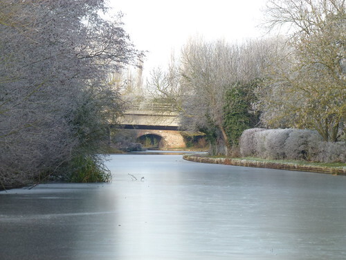 A photo titled "Grand Union Canal on a cold day", taken near Bridge 90A, Standing Way (H8) by -Jer- on Flickr.
