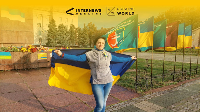 The cover image of story 124

Story #124: This Woman Became a Symbol of Kherson Resistance

A woman stands in front of flags with a Ukraine flag across her shoulders