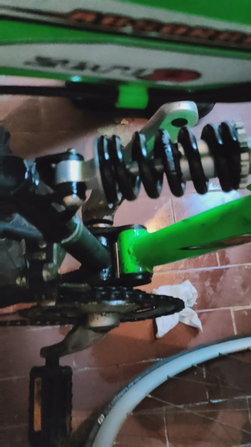 what's wrong with my spring? is it dead or does it need oil?