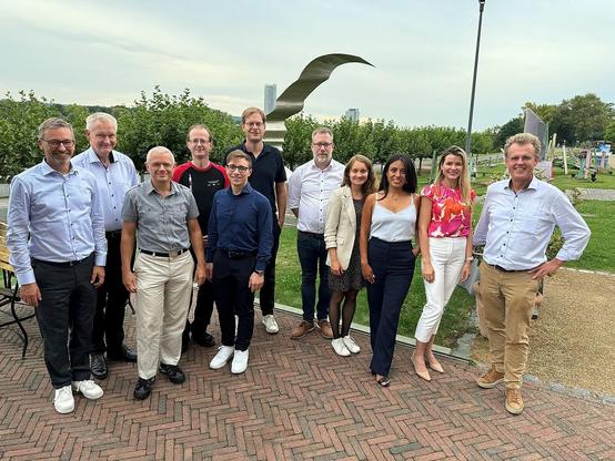 Das Projektteam beim Kick-off Meeting in Bonn. (Foto: OHB)