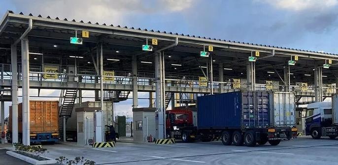 Mitsubishi delivers new smart container terminal in Osaka