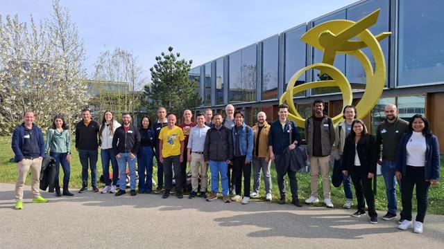 Group picture in front of ITC building
