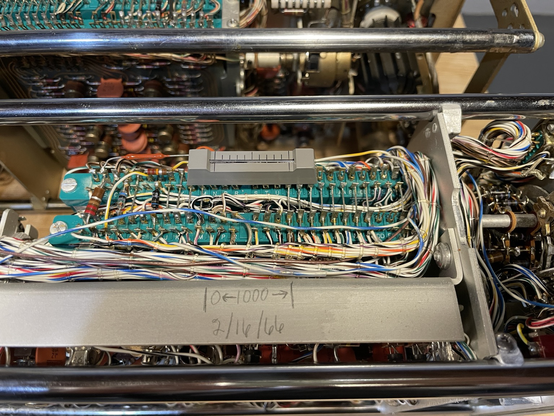 A view of the bottom of the plug-in showing an elapsed use time gauge