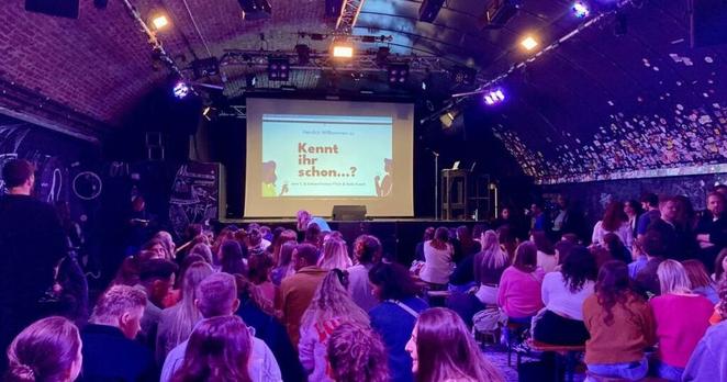 Beim Date-Event "Kennt ihr schon?" werden Singles von Freunden vorgestellt
