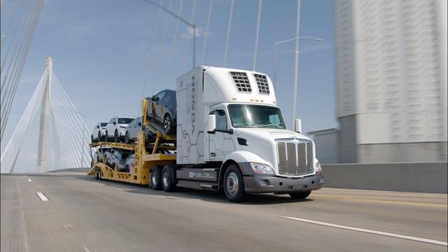 Class 8 Hydrogen Fuel Cell Truck Concept