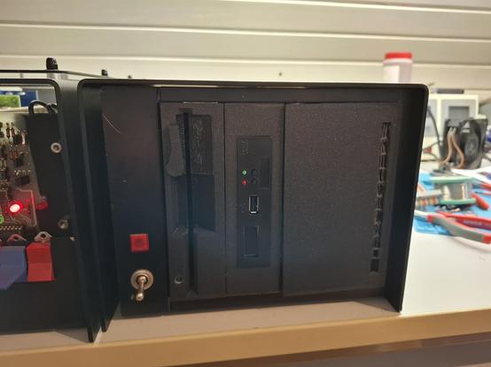 Peripheral box with floppy, Gotek and hdd