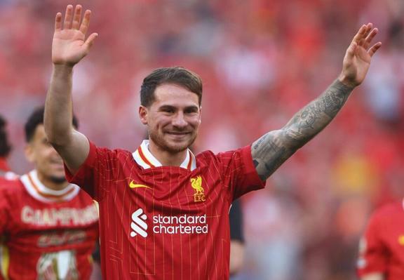 'Absolutely World-Class' Liverpool Star Doesn't Get the Credit he Deserves