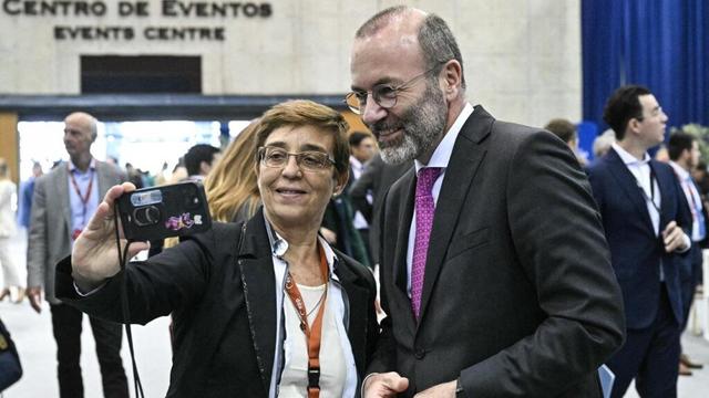Europaparlament: Manfred Weber bleibt Chef der Europäischen Volkspartei