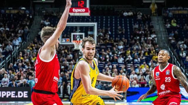 Alba Berlin kommt pünktlich vor den Play-offs in Schwung