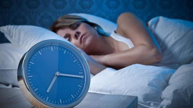 The most dangerous time to go to sleep - as doctor warns it could lead to 4 health issues