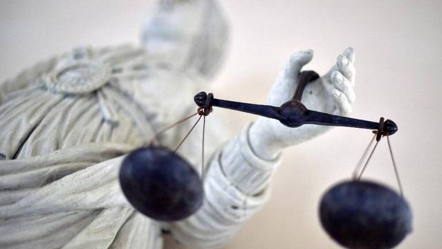 Femme tombée d'un manège à Lille: l'exploitant sera jugé