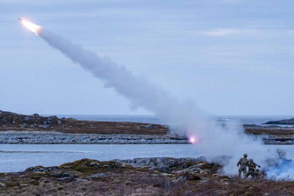 ウクライナの無人艇がロシア軍機を次々撃墜、黒海上空はもはや安全ではない 戦史塗り替えたウクライナ、遠隔操作の無人艇で戦闘機を撃墜できる理由(1/4) | JBpress (ジェイビープレス)