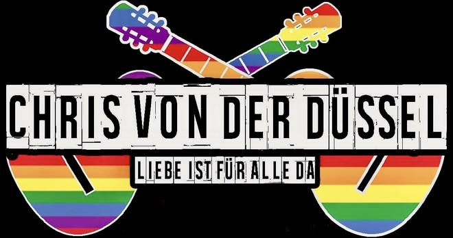 Das Bild zeigt ein künstlerisches Logo-Design in schwarz-weißer Typografie mit regenbogenfarbenen Elementen. Im oberen Teil sind zwei stilisierte Gitarrenhälse in Regenbogenfarben zu sehen, die ein “V” formen. Der Haupttext “CHRIS VON DER DÜSSEL” ist in großen, blockartigen Buchstaben dargestellt. Darunter steht der Schriftzug “LIEBE IST FÜR ALLE DA” in kleinerer Schrift. Am unteren Bildrand befinden sich zwei halbe Kreise, die ebenfalls in Regenbogenfarben gestaltet sind. Das gesamte Design ist auf schwarzem Hintergrund platziert und kombiniert moderne Typografie mit den symbolischen Regenbogenfarben