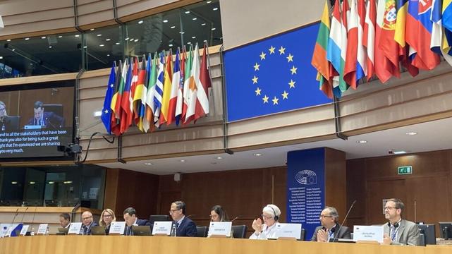 "On est l’Europe des territoires"