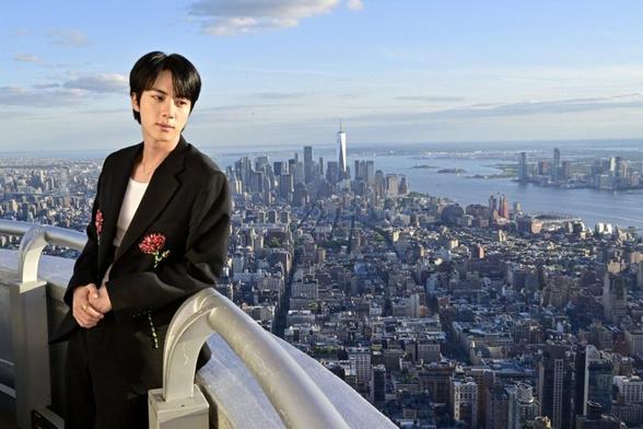 Empire State Building Twitter feat. Jin (2) - 210525