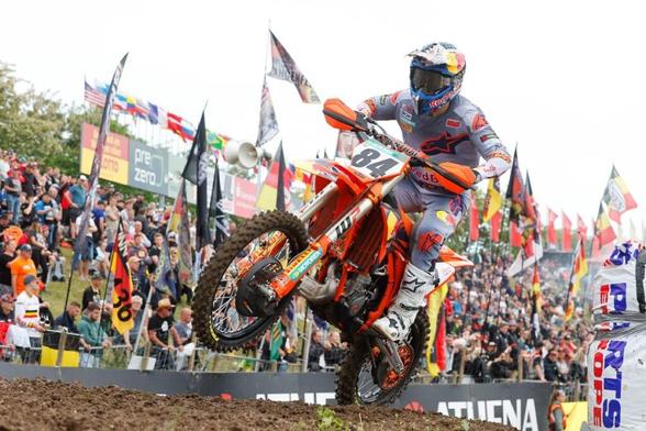 MXGP Allemagne : Herlings s’impose en MXGP, Adamo gagne en MX2