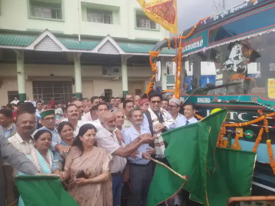 AC Bus service being flagged off from Shri Chamunda Devi to Vrindavan Dham, Uttar Pradesh.
