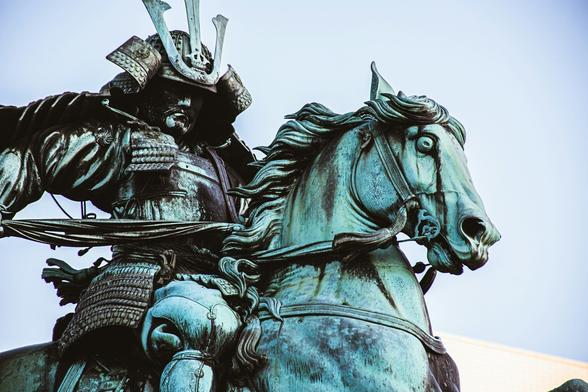 Statue of a samurai on horseback (Ryunosuke Kikuno/Unsplash) Statue of a samurai on horseback (Ryunosuke Kikuno/Unsplash)