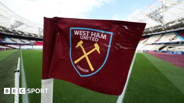 West Ham corner flag at London Stadium