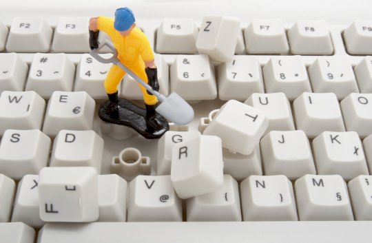 june-patch-tuesday-digs-into-67-bugs-–-source:-newssophos.com