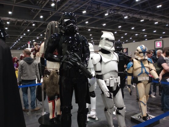 Display of star wars stormtroopers costumes  at comic con
