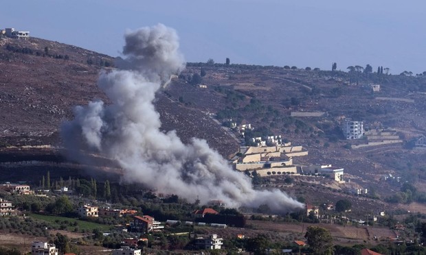 Restos de humo tras un ataque de Israel en Líbano. (Getty Images)