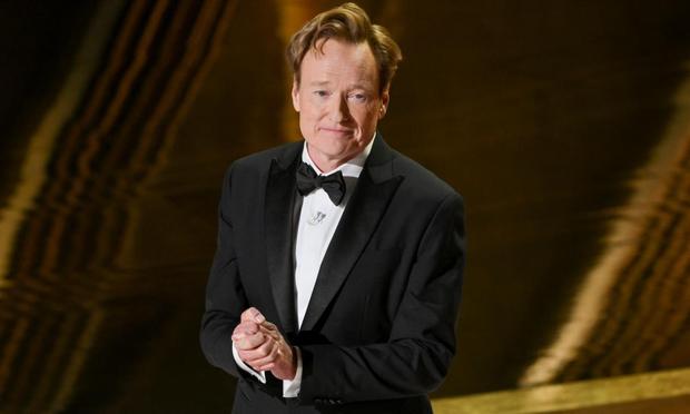 Conan O'Brien, en los Premios Oscar de 2025. (GTRES)