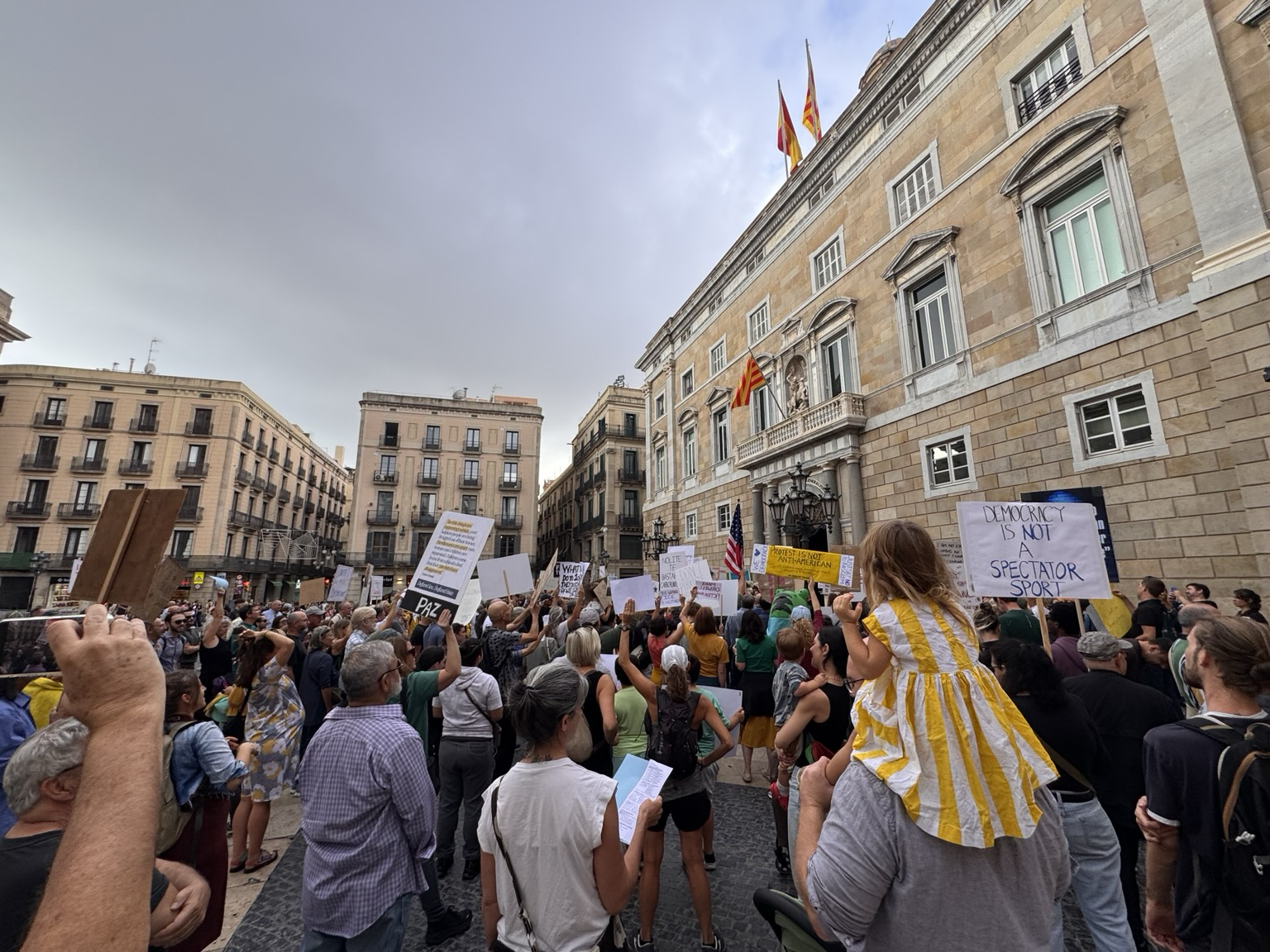 A group of about 200 protests against Trump and tyranny in Placa Sant Jaume