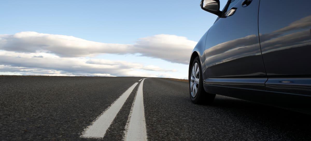 El estado del asfalto influye en el gasto de combustible y las emisiones. / Arctic-Images