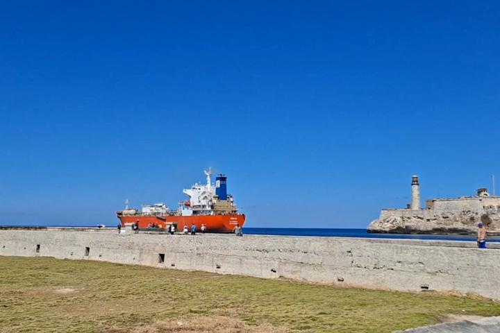 Un barco en la Bahía de La Habana (Cuba), en una imagen de archivo (Europa Press / Contacto / Irina Shatalova)