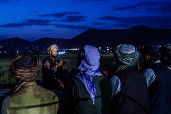 Imagen de ciudadanos en Kabul (MARCUS YAM / LOS ANGELES TIMES)