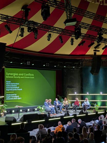Posted media