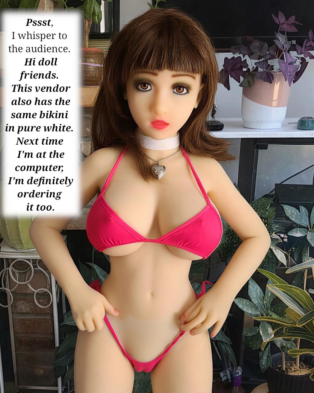 Pssst, I whisper to the audience. Hi doll friends. This vendor also has the same bikini in pure white. Next time I'm at the computer, I'm definitely ordering it too.