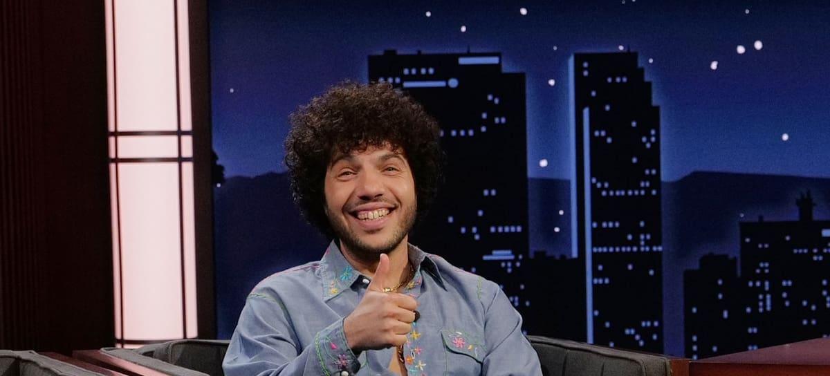 Benny Blanco con Lil Dicky en 'Jimmy Kimmel Live!' presentando su podcast 'Friends Keep Secrets', febrero de 2026. / Randy Holmes