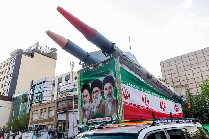 Iraníes conmemorando la muerte del Imán Reza (Teherán, 12 de agosto de 2026). (Getty Images)