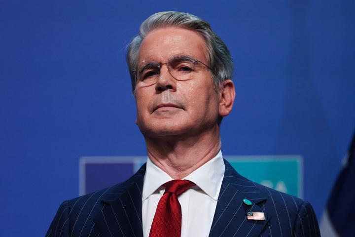 Washington presenta la ofensiva como un "Día D económico" y pretende llevar a Irán a un aislamiento financiero prácticamente total. En la foto, el secretario del Tesoro, Scott Bessent. (Beata Zawrzel)