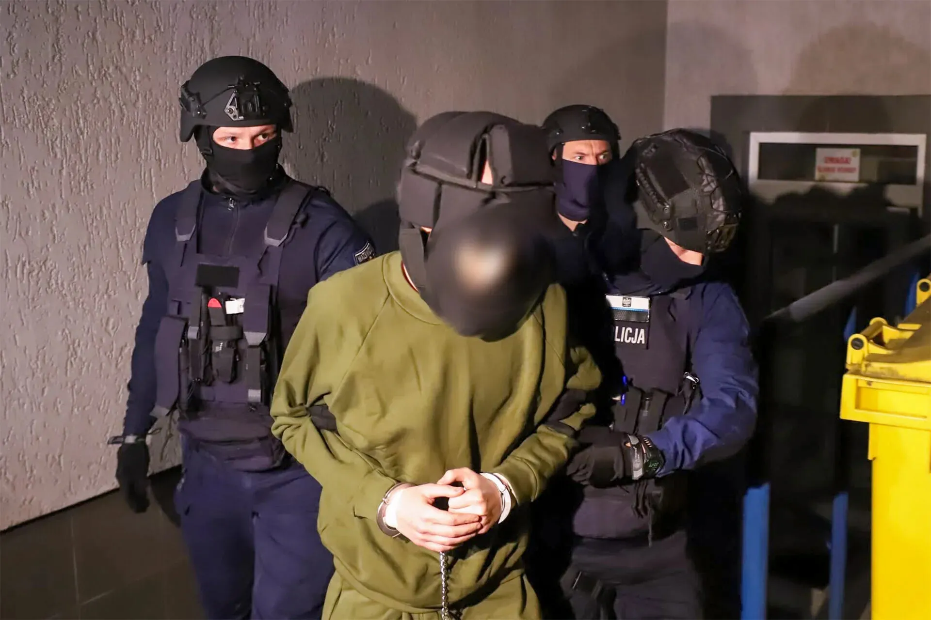 Sąd zdecydował. Nożownik z Ostrołęki trafił do aresztu na trzy miesiące