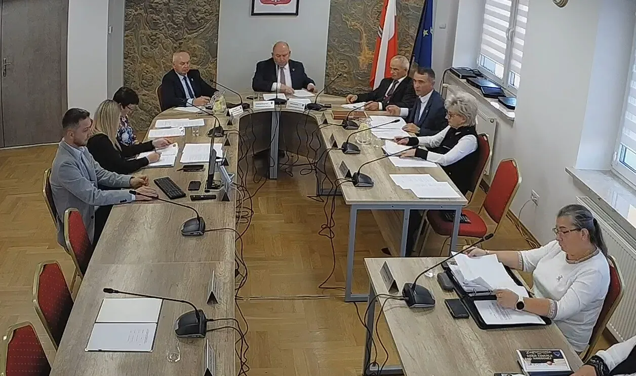 Gmina Olszewo-Borki wyemituje obligacje za 4 mln zł. Wójt: „Wiemy już, iż takiej kwoty nie potrzebujemy”