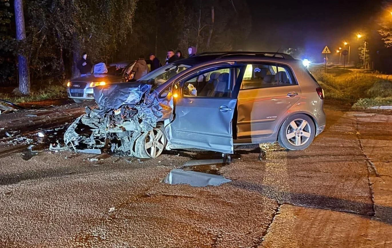 Wypadek w Kadzidle, na drodze krajowej nr 53 (zdjęcia)